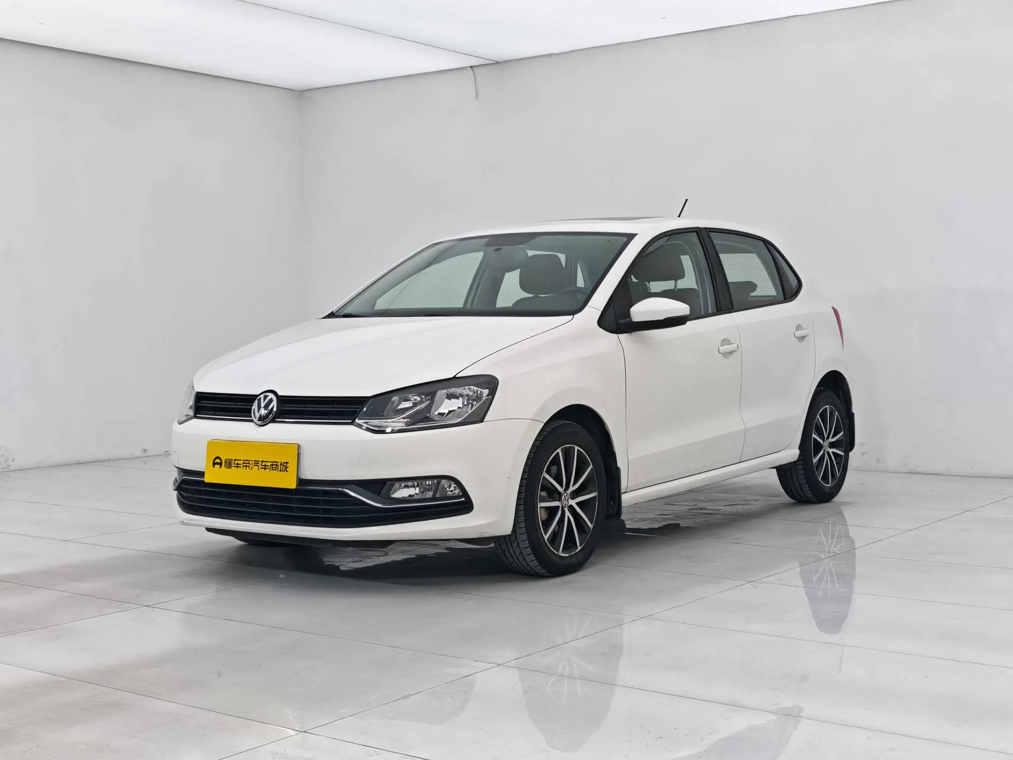 Volkswagen Polo  из Китая