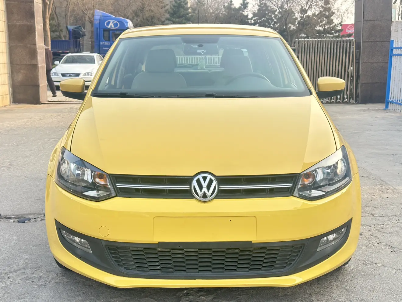 Volkswagen Polo  из Китая