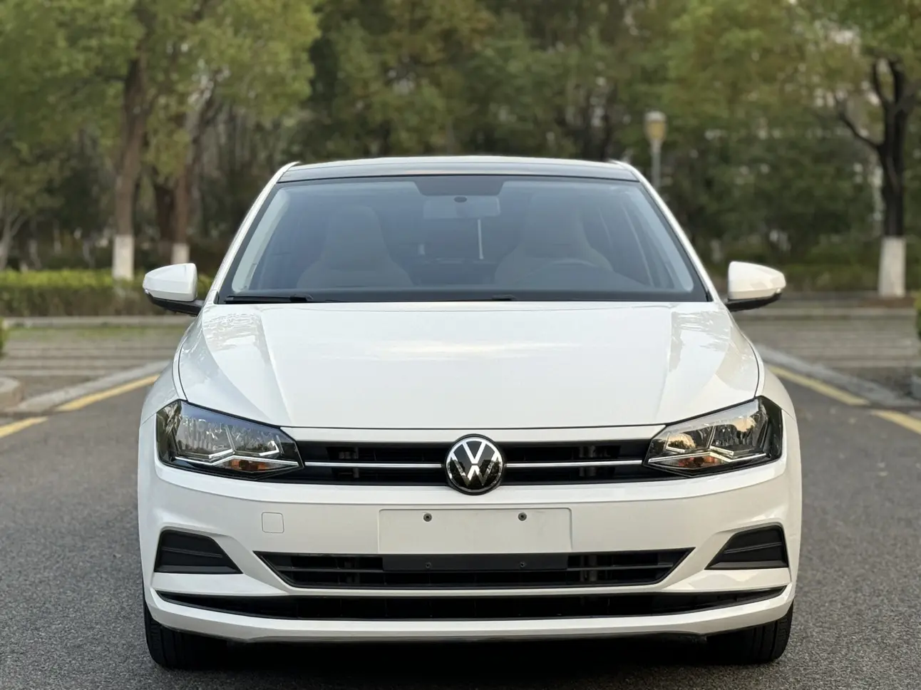 Volkswagen Polo  из Китая