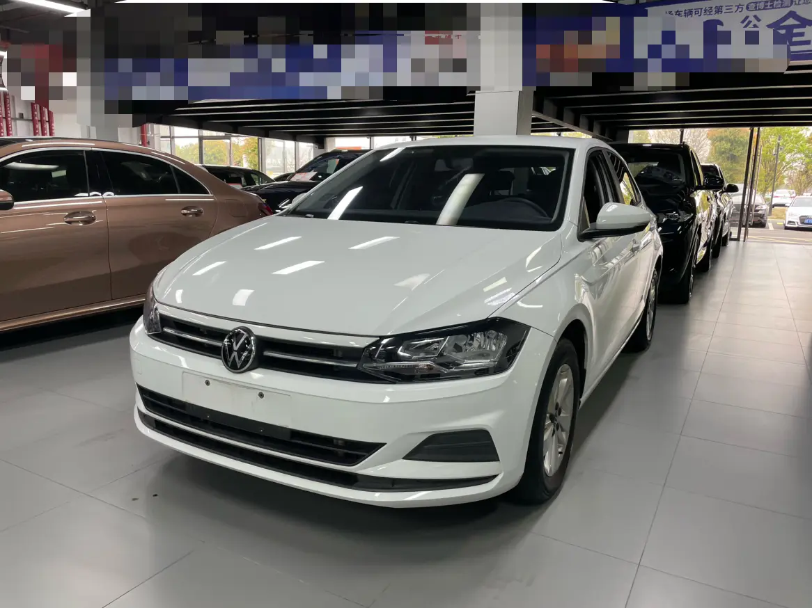 Volkswagen Polo  из Китая