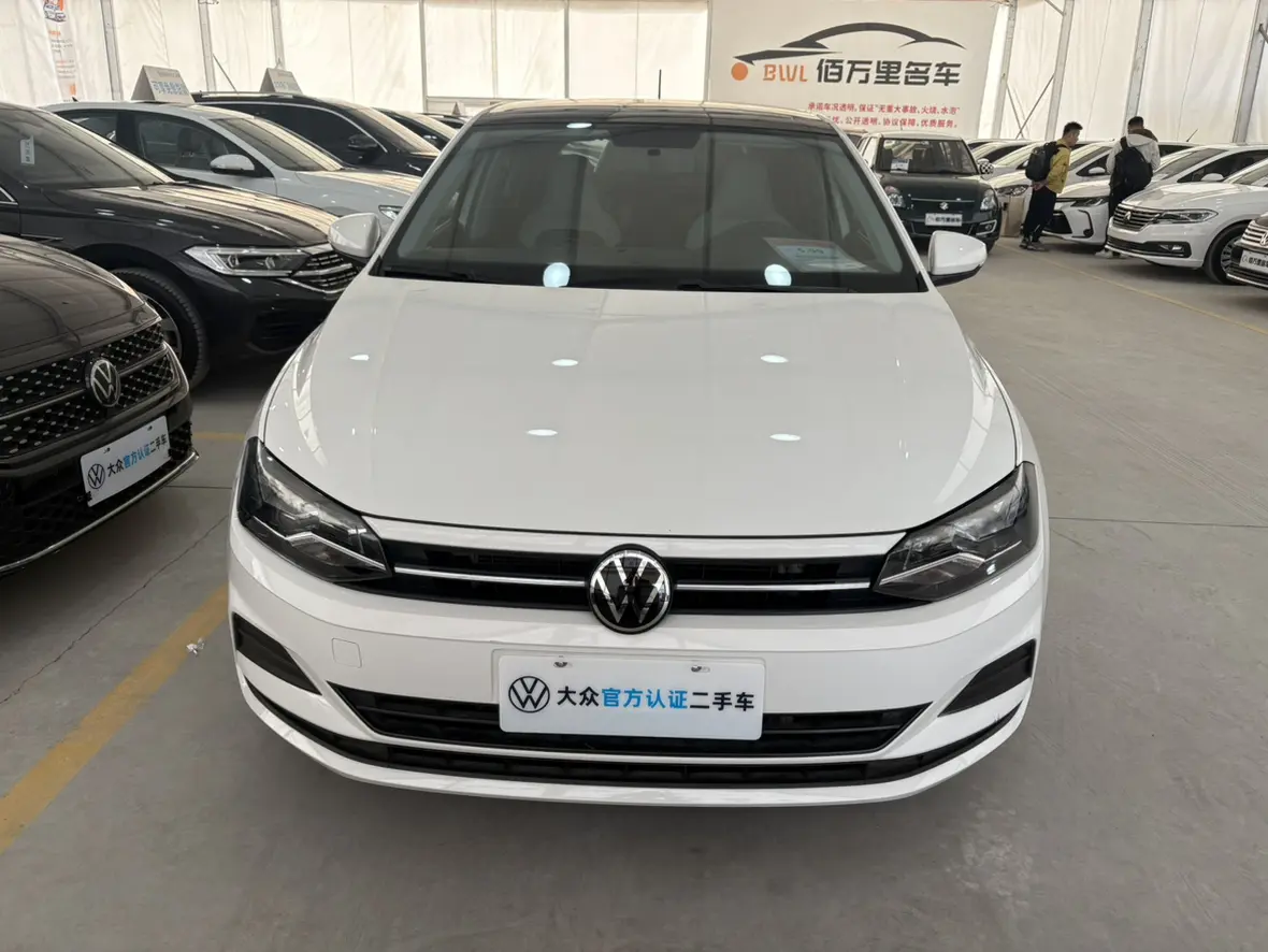 Volkswagen Polo  из Китая
