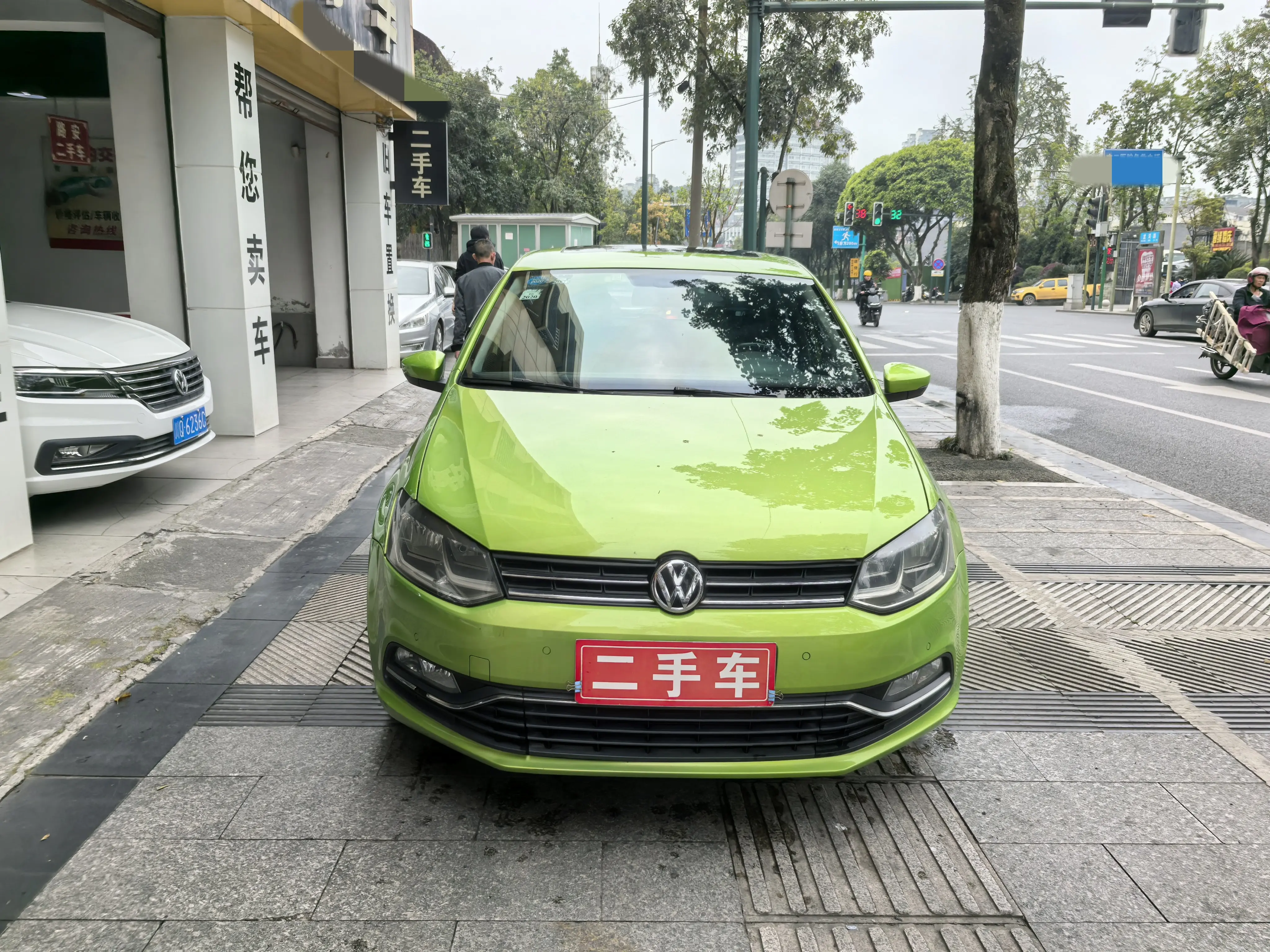Volkswagen Polo  из Китая