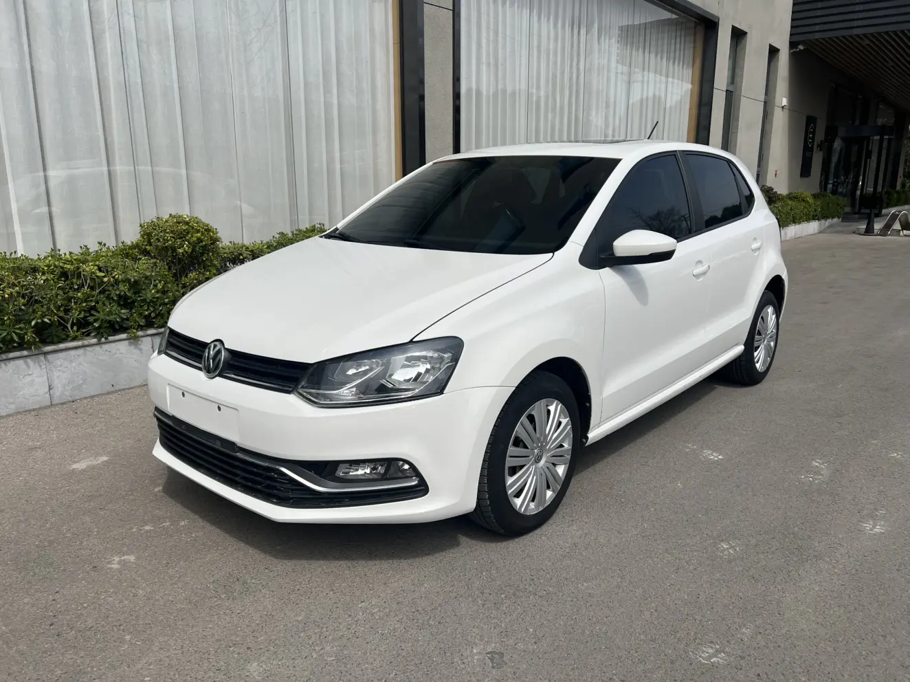 Volkswagen Polo  из Китая