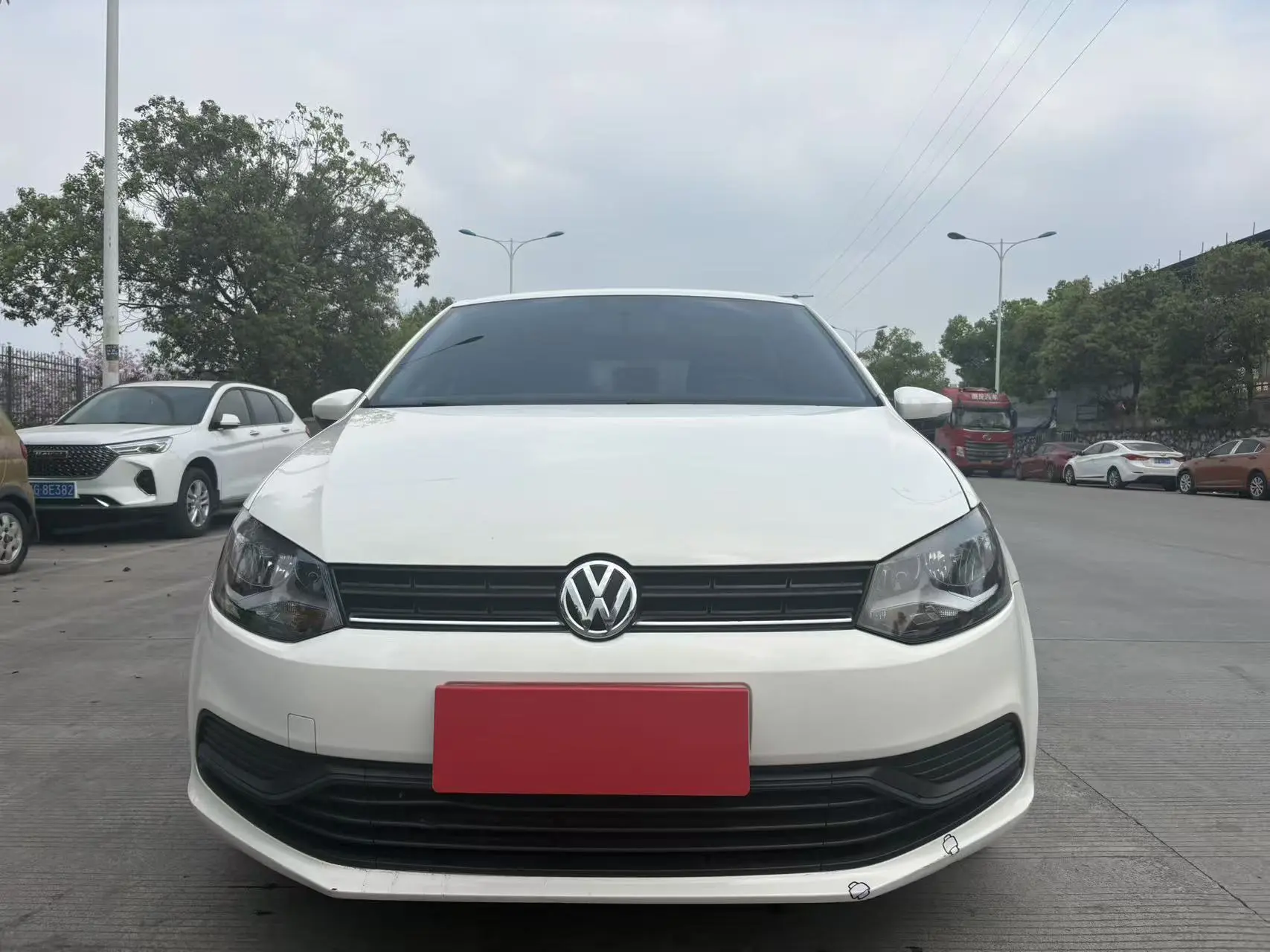 Volkswagen Polo  из Китая