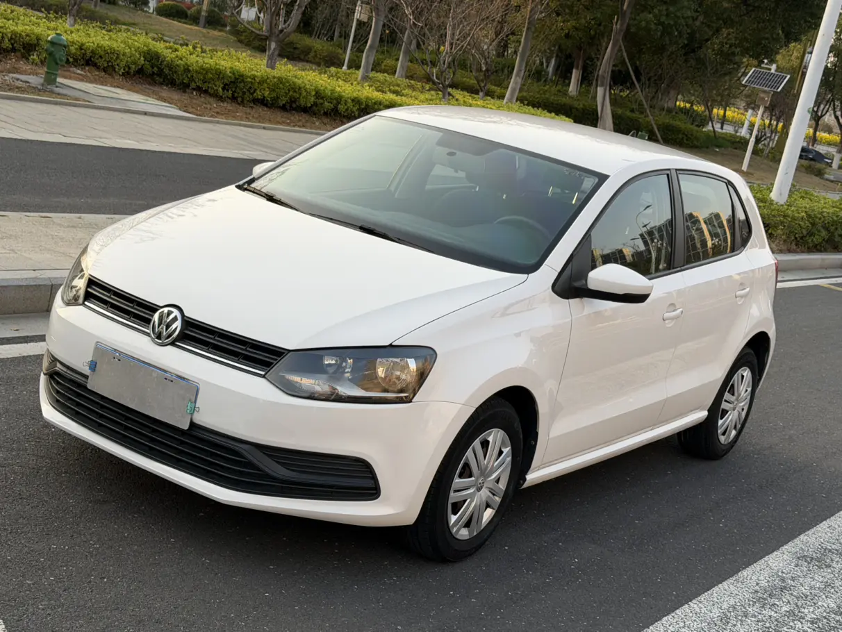 Volkswagen Polo  из Китая