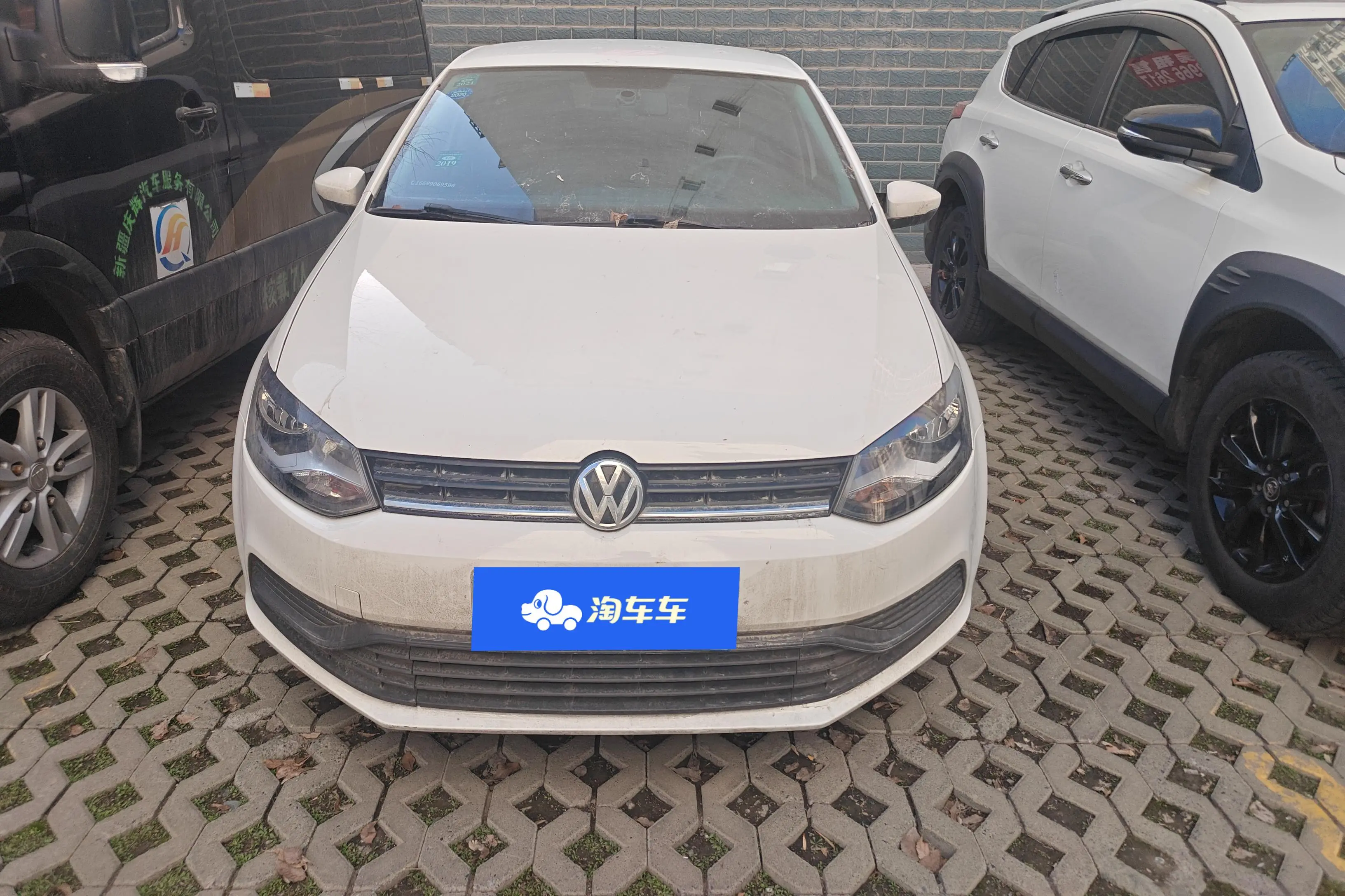 Volkswagen Polo  из Китая