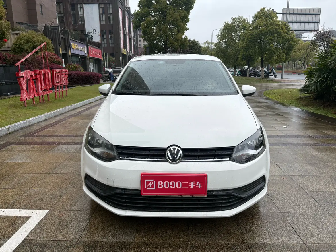 Volkswagen Polo  из Китая