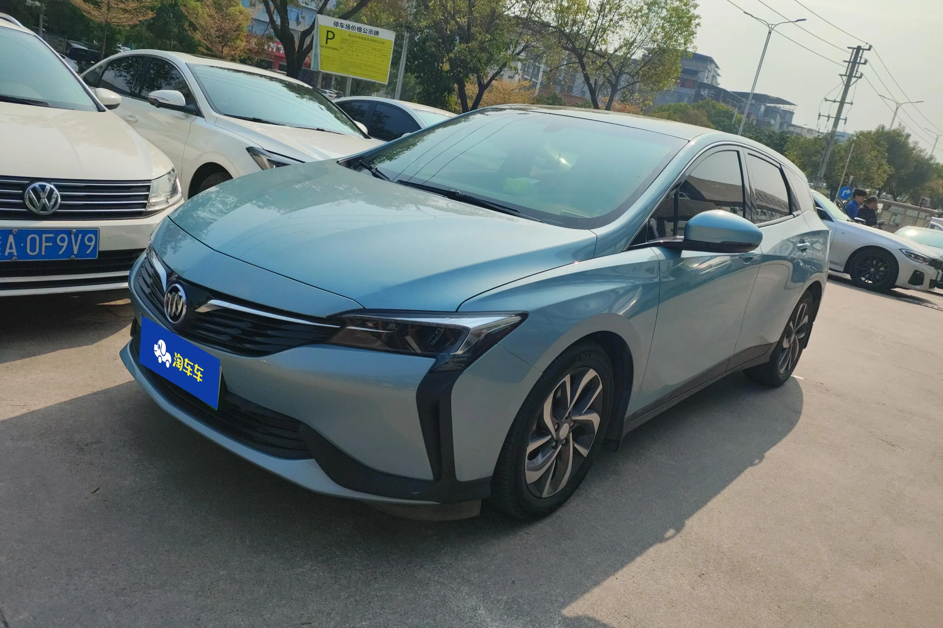 Buick Weilan 6 PHEV  из Китая