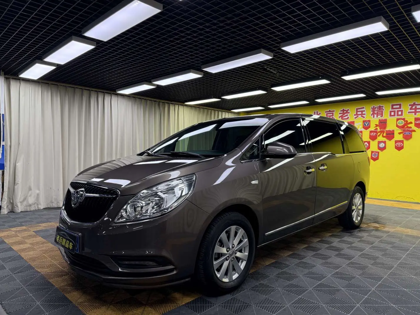 Buick GL8