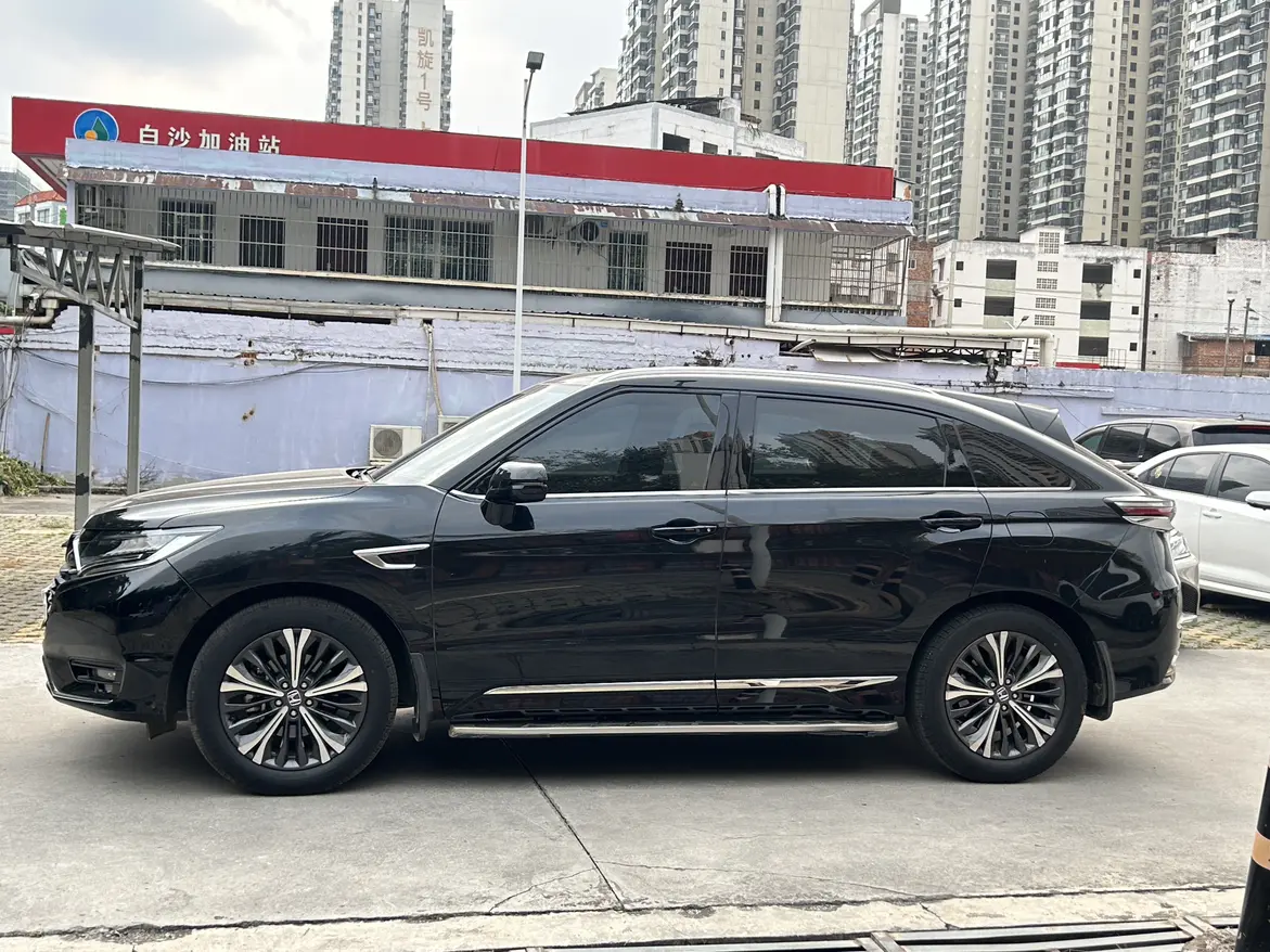 Honda UR-V