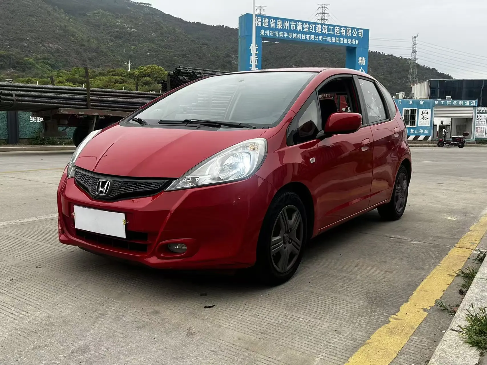 Honda Fit  из Китая