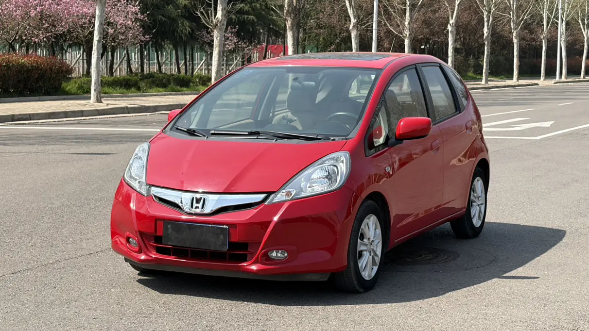 Honda Fit  из Китая