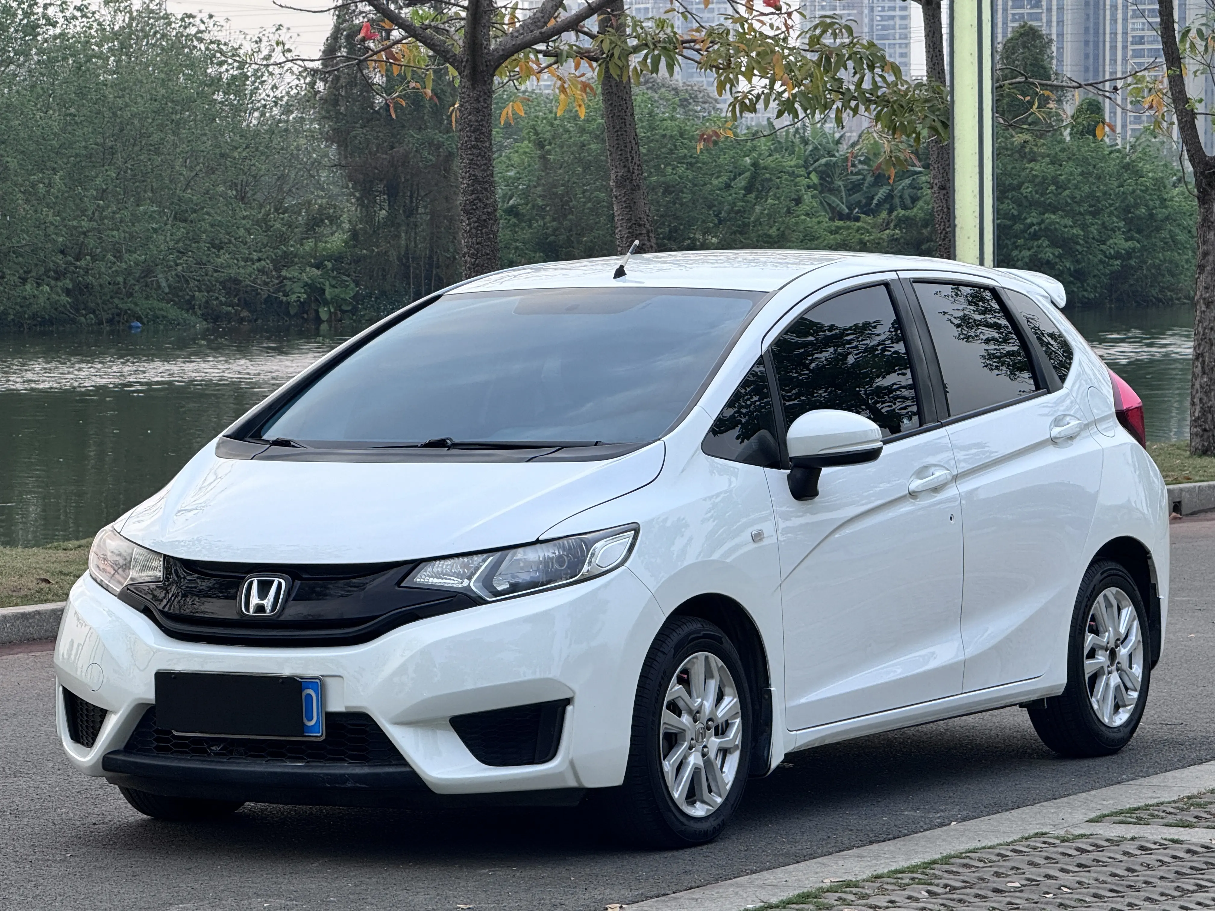 Honda Fit  из Китая