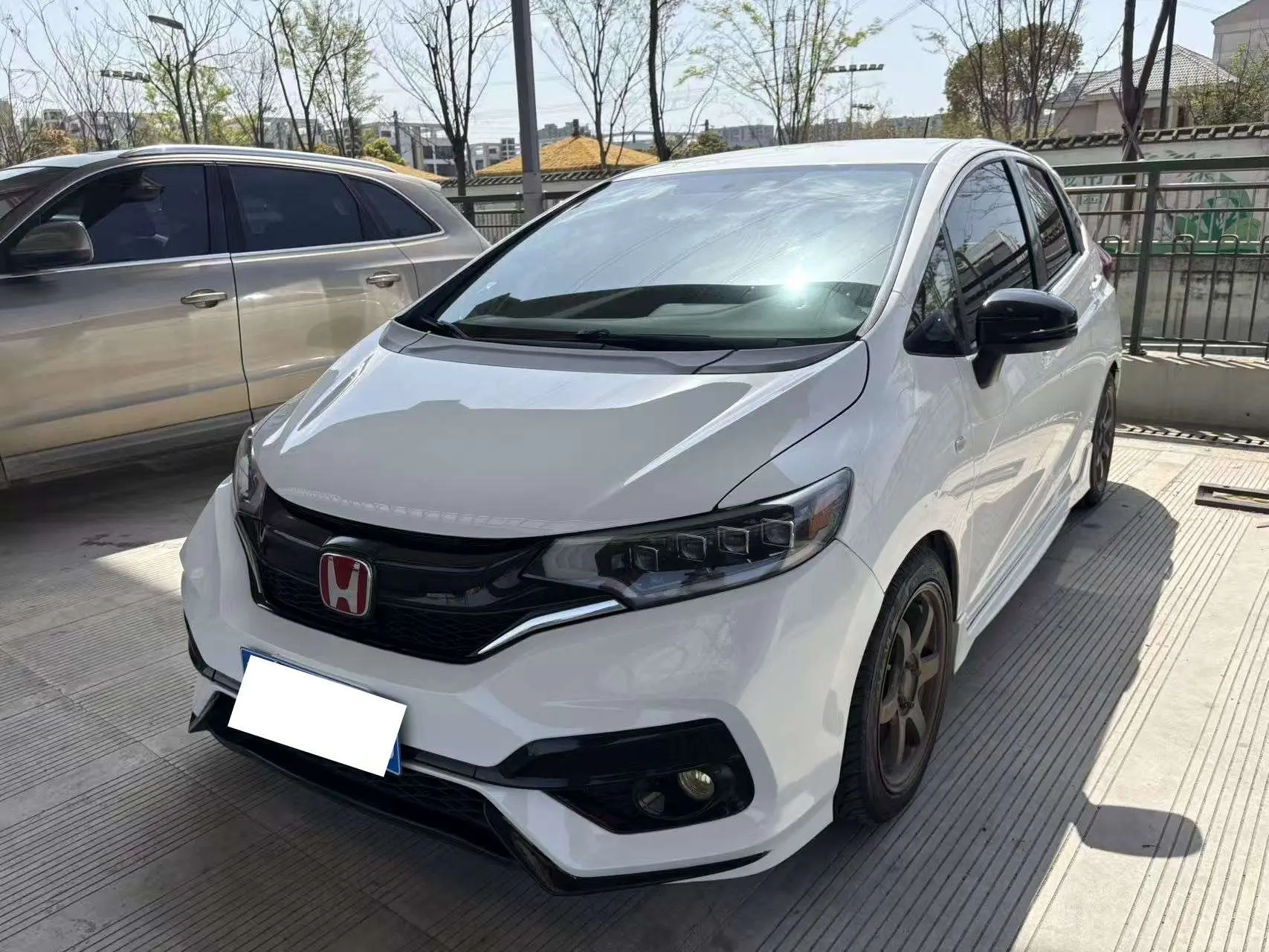 Honda Fit  из Китая