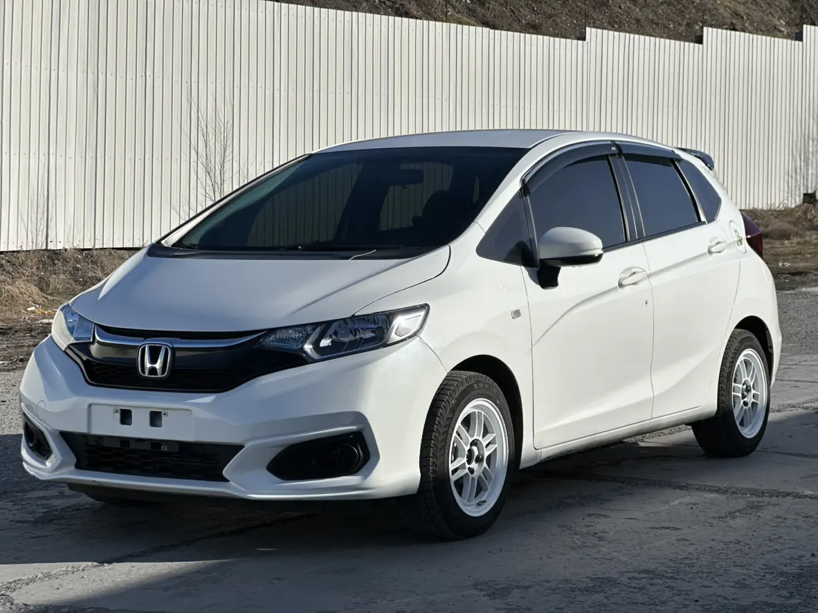 Honda Fit  из Китая