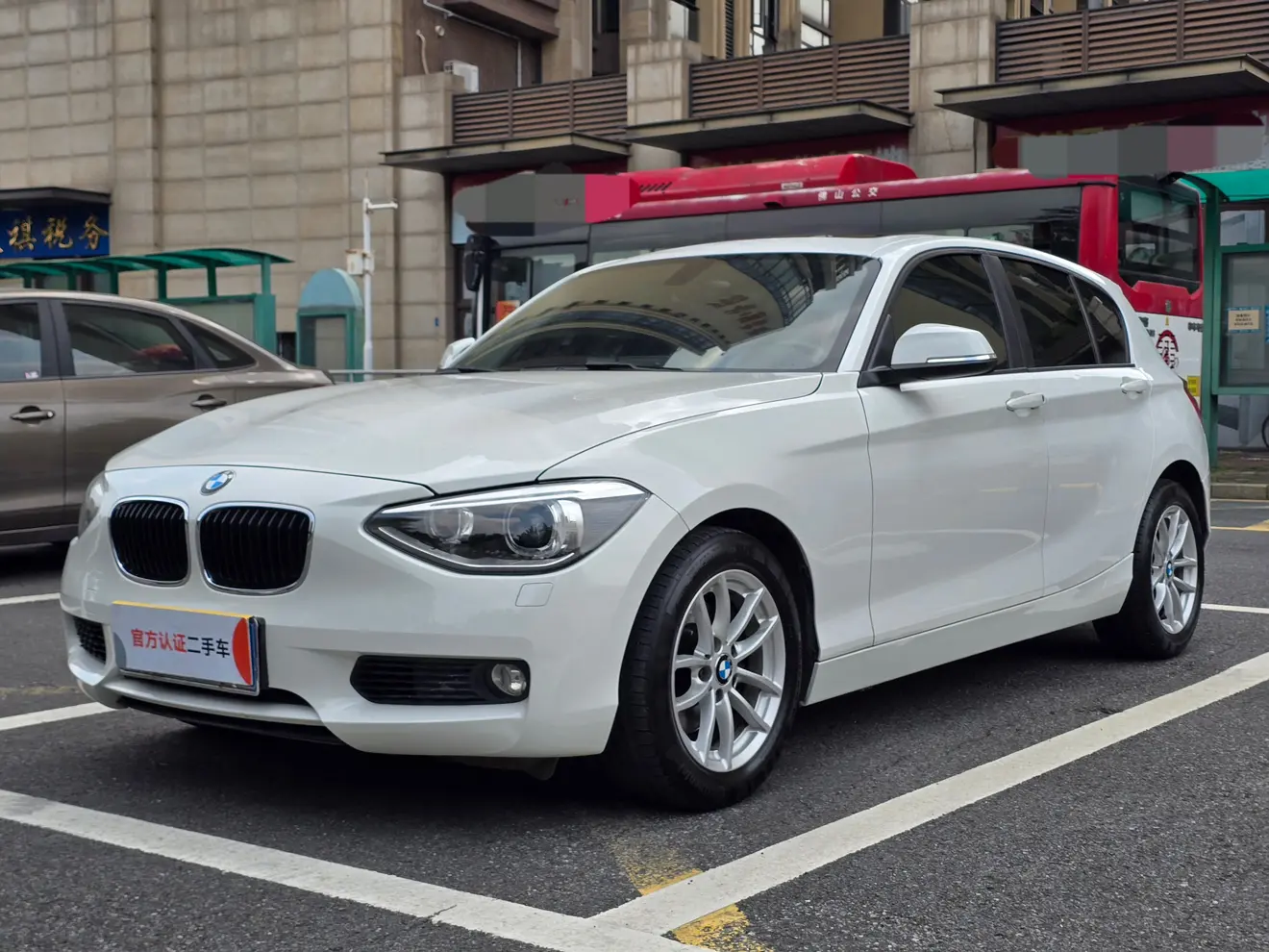BMW 1 Series  из Китая
