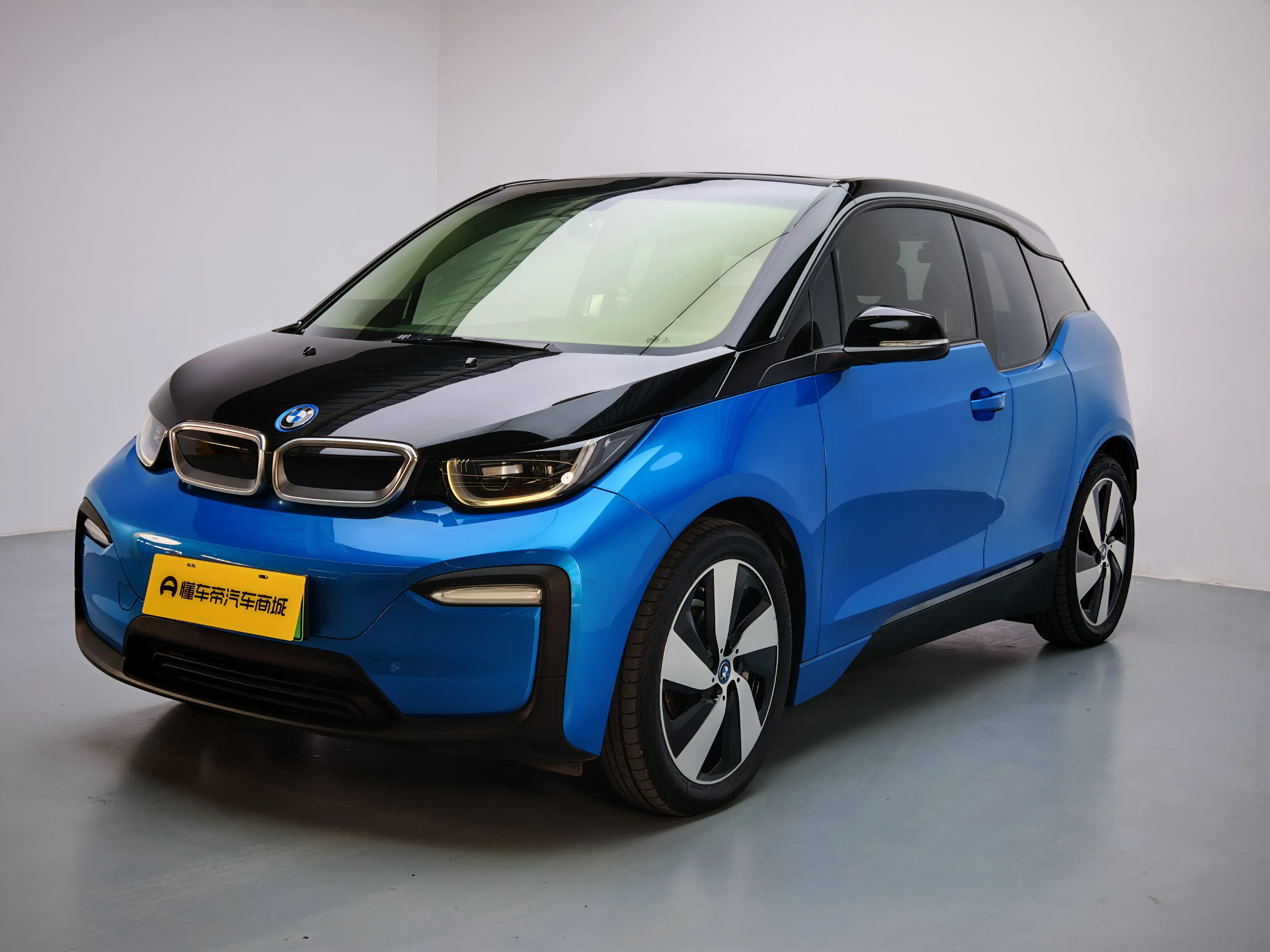 BMW i3  из Китая