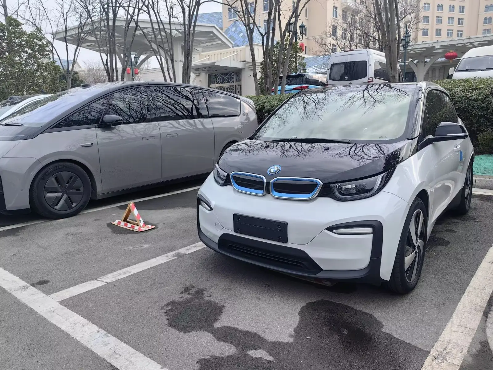 BMW i3  из Китая