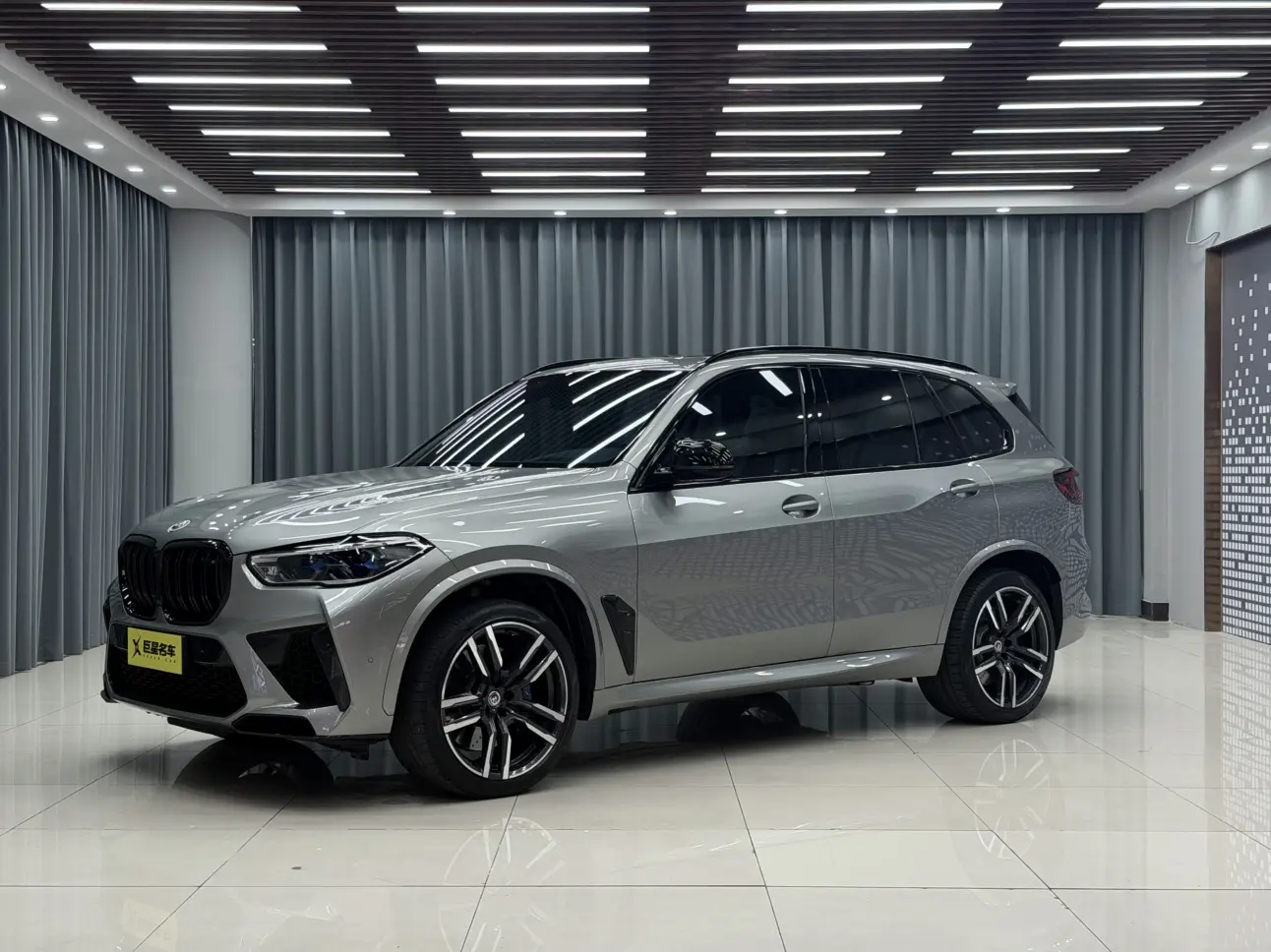 BMW X5M