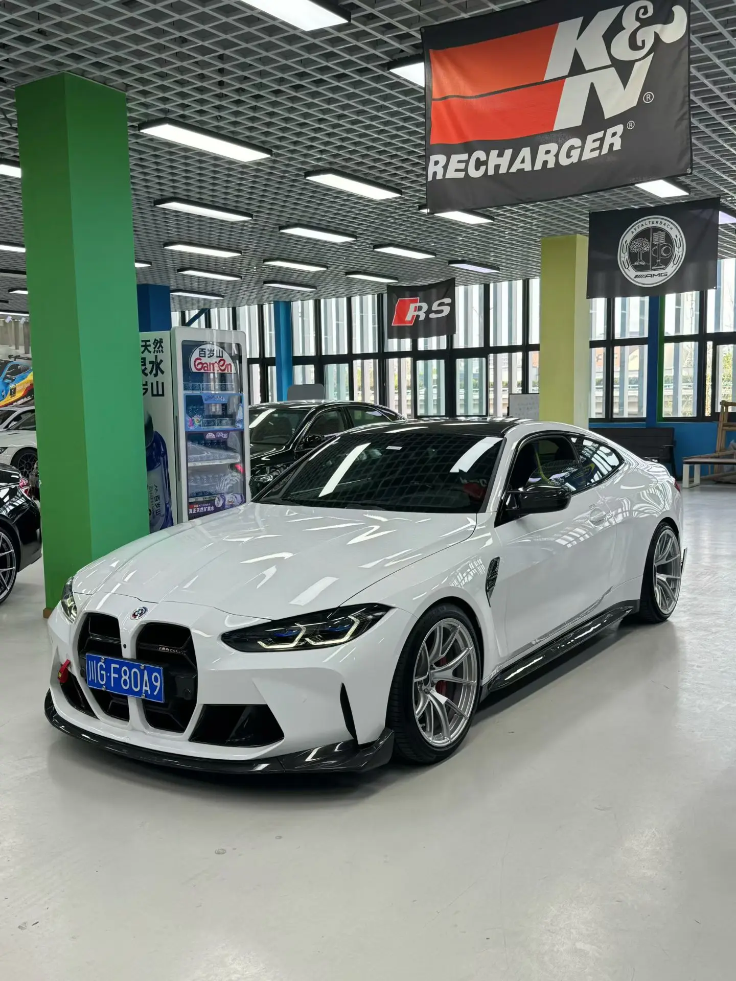 BMW M4