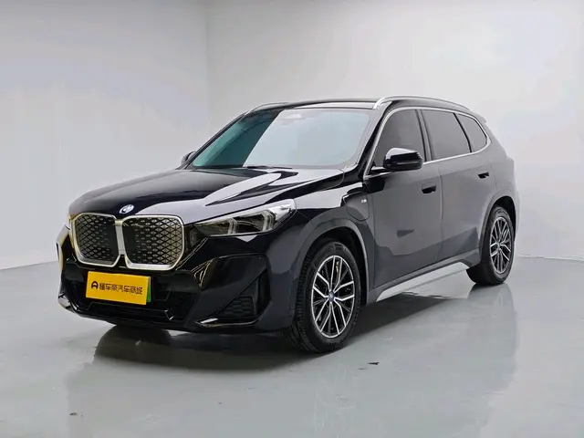 BMW iX1  из Китая