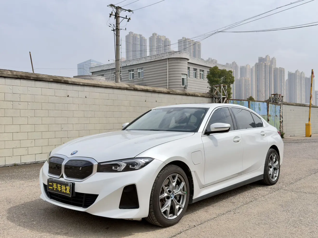 BMW i3  из Китая