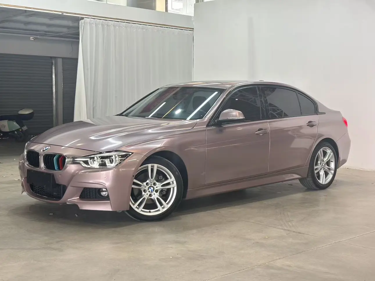 BMW 3 Series  из Китая