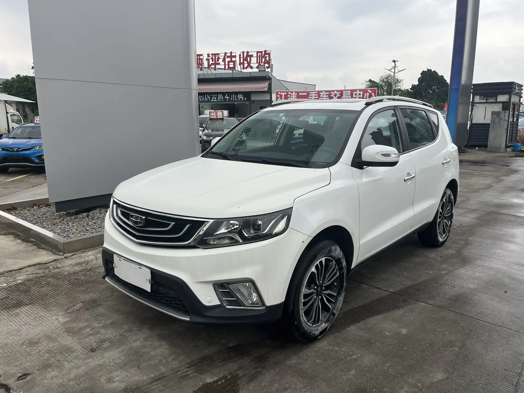 Geely Vision X6