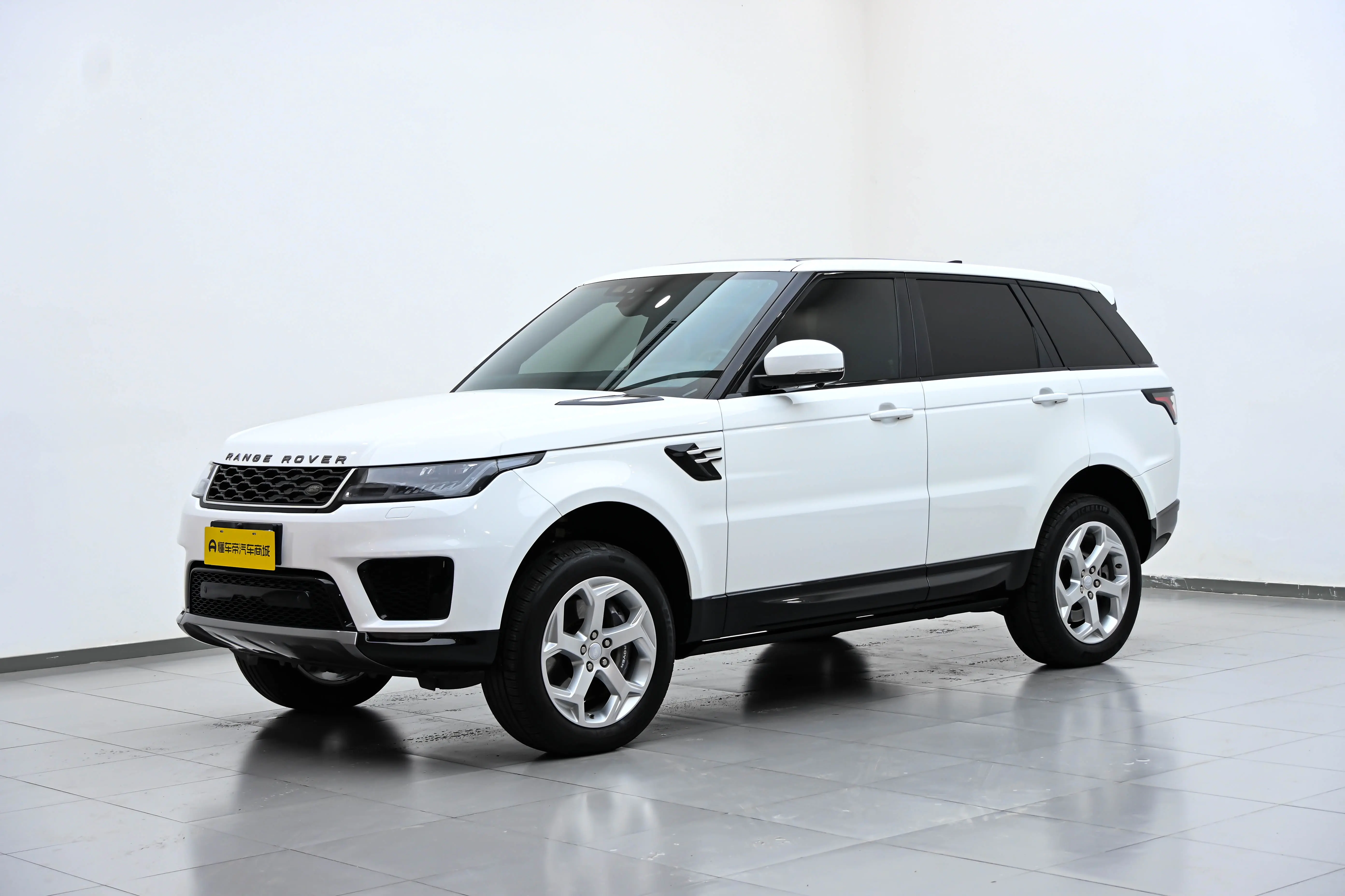 Land Rover Range Rover Sport PHEV  из Китая