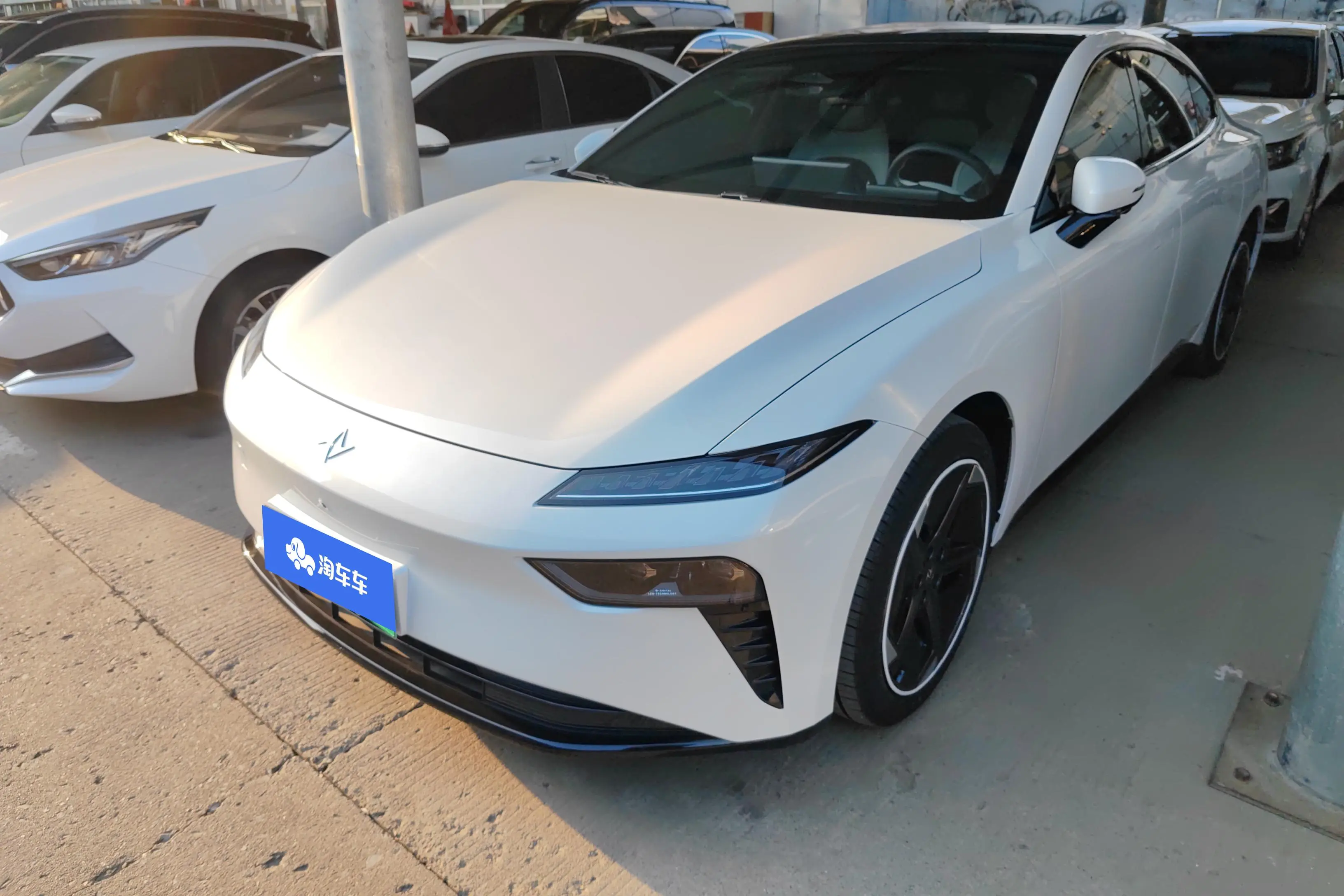 Dongfeng Eπ007
