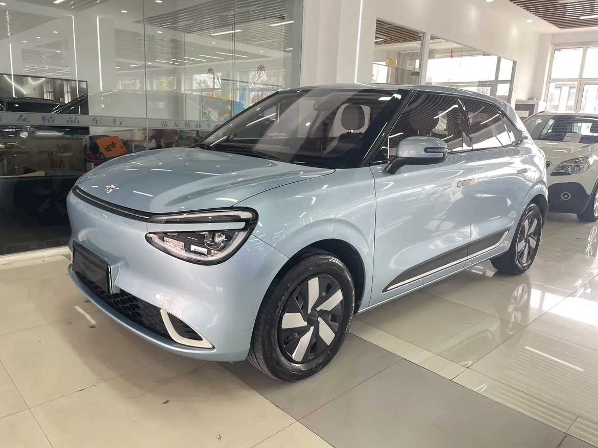 Dongfeng Nano 01  из Китая