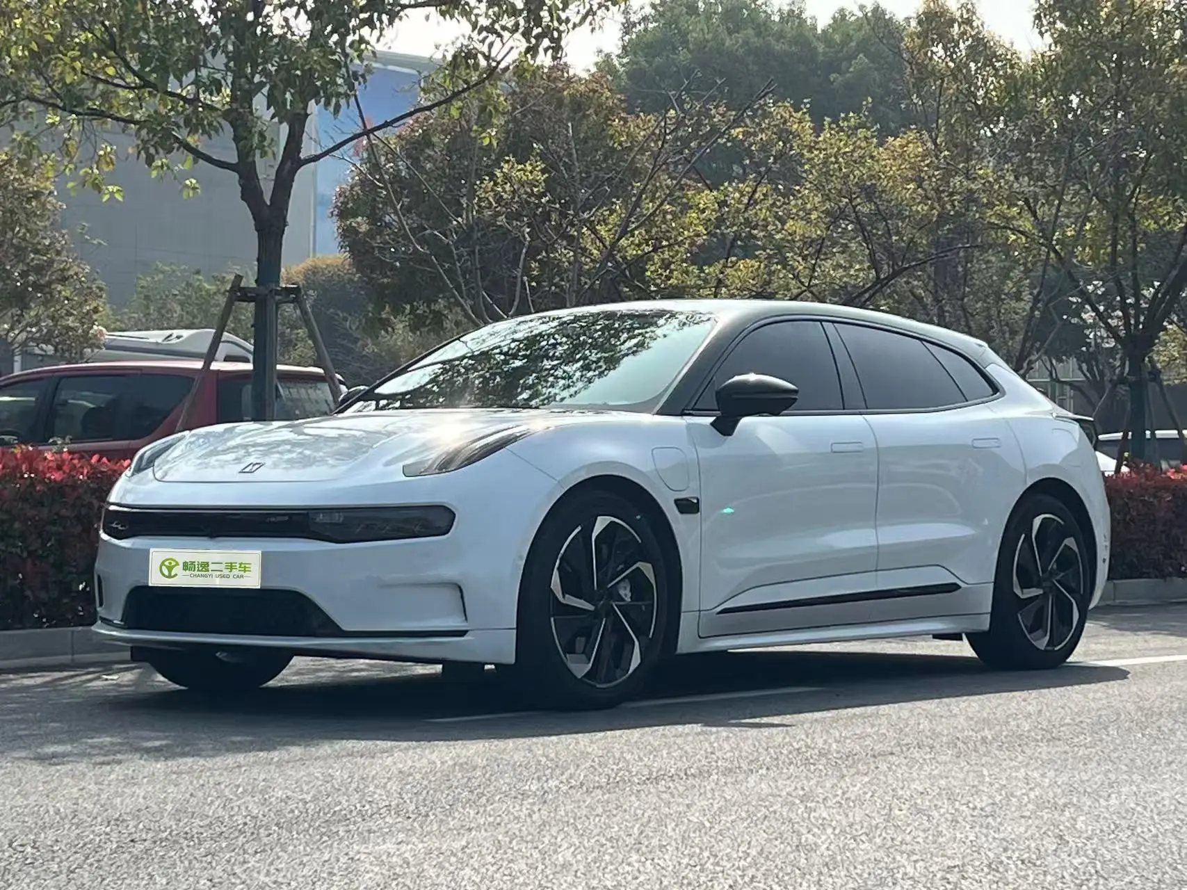 ZEEKR 001