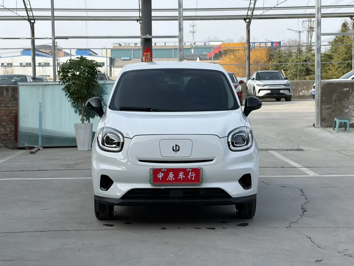 Leapmotor Zero running T03  из Китая