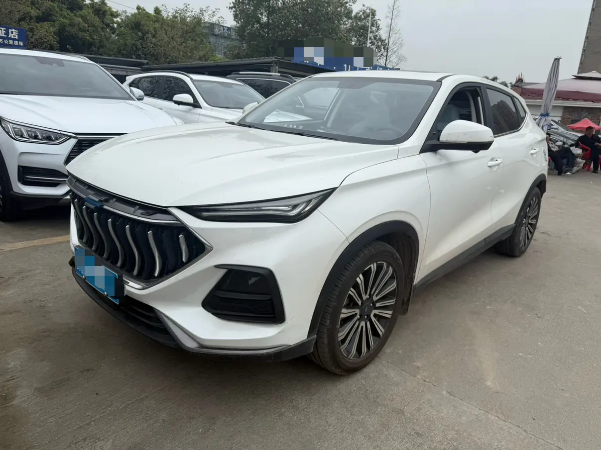Oshan Changan Auchan X5