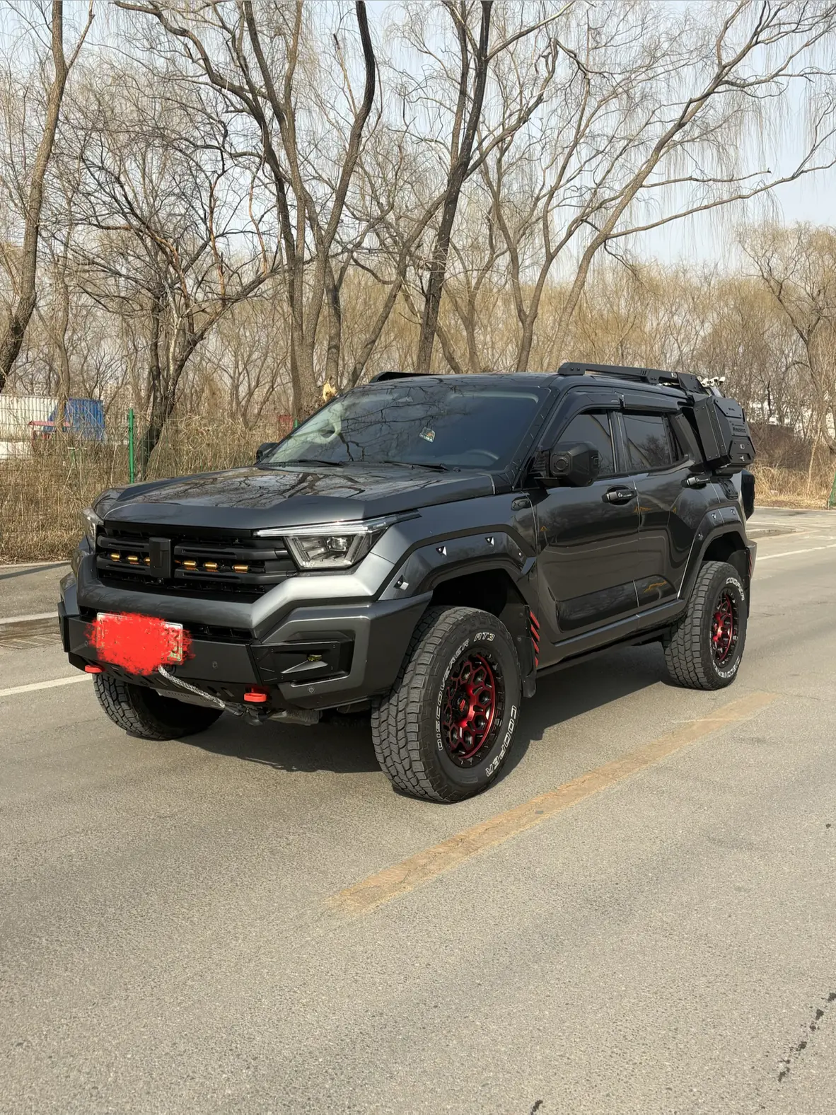 Tank 400 Hi4-T
