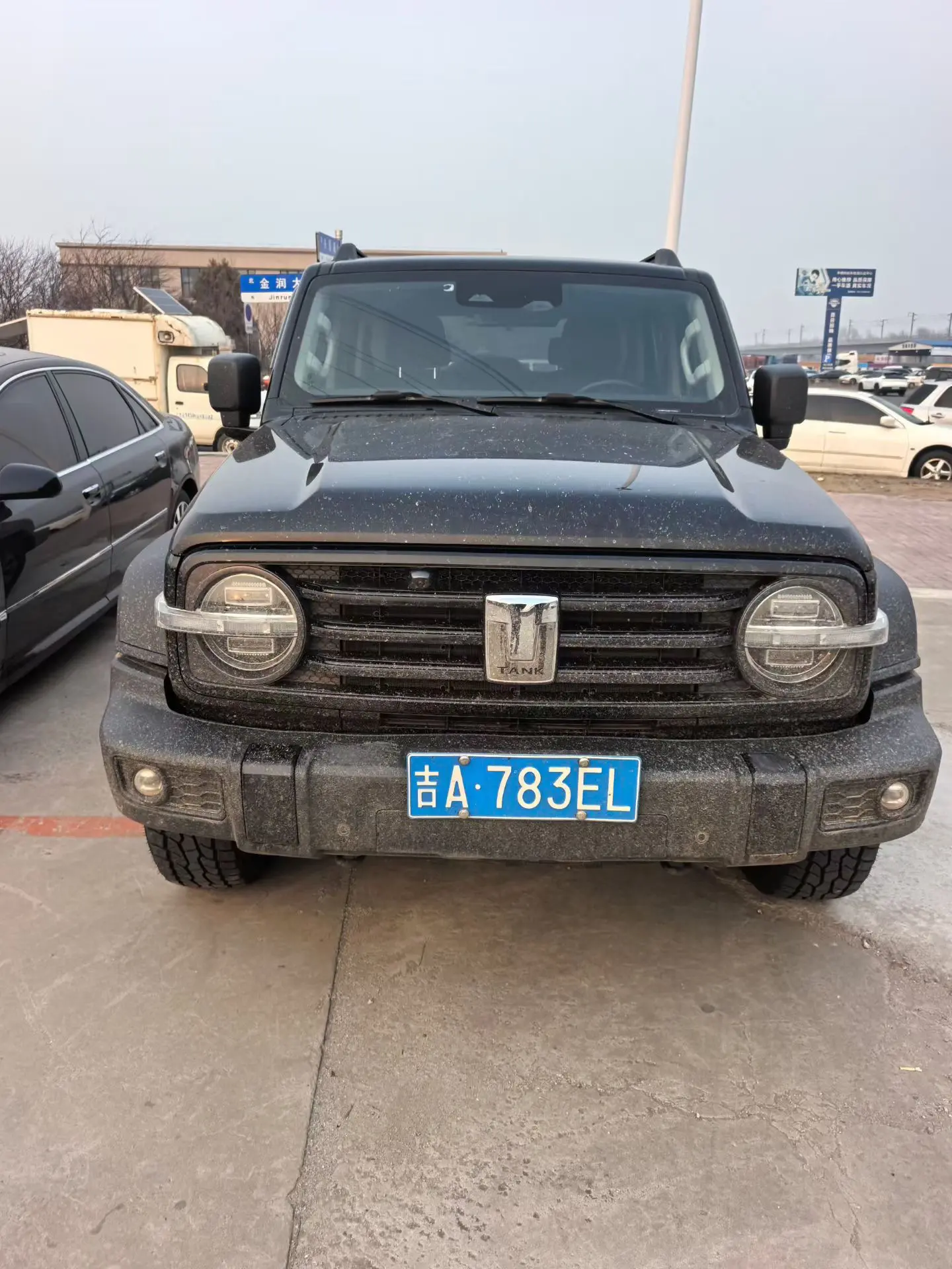 Tank 300  из Китая