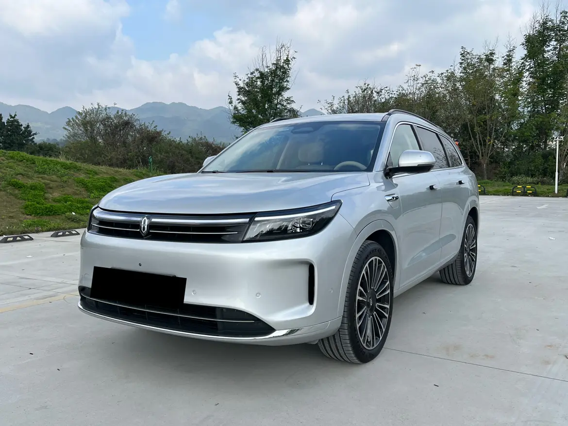 AITO M7