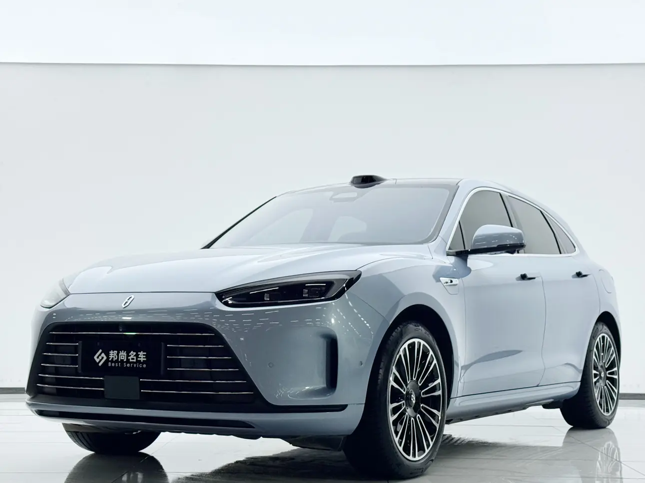 AITO M5