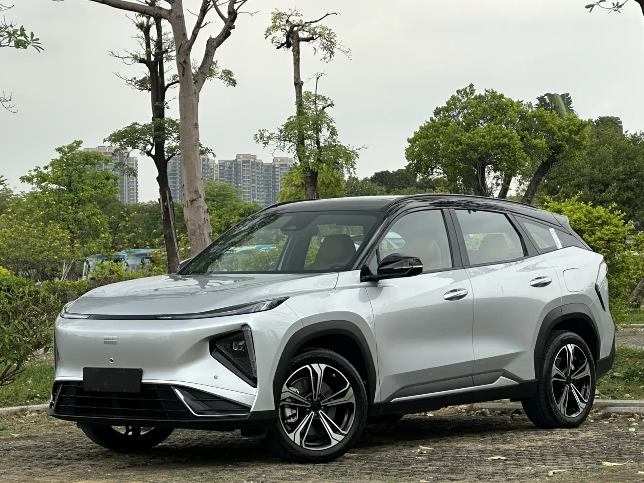 Geely Galaxy L7  из Китая