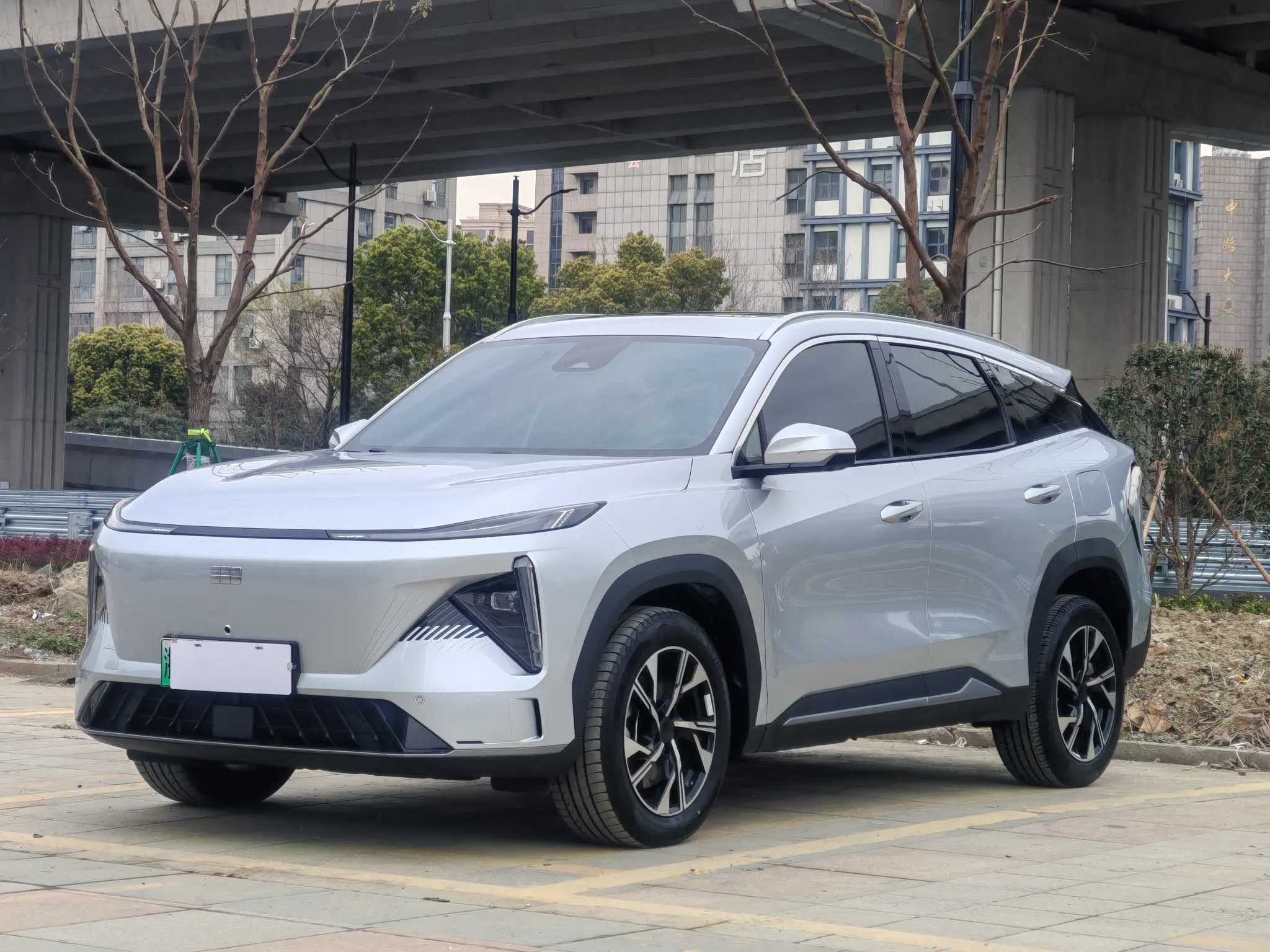 Geely Galaxy L7  из Китая