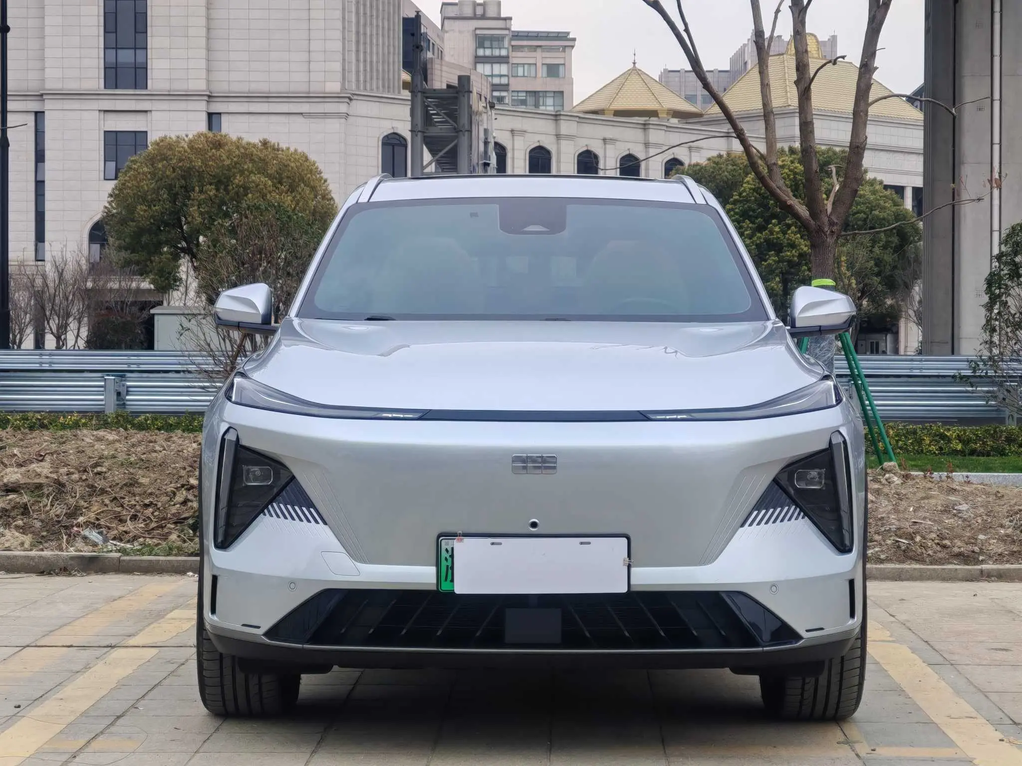 Geely Galaxy L7  из Китая