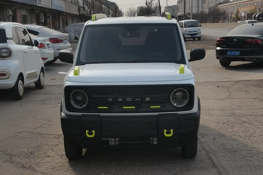 Geely Panda  из Китая