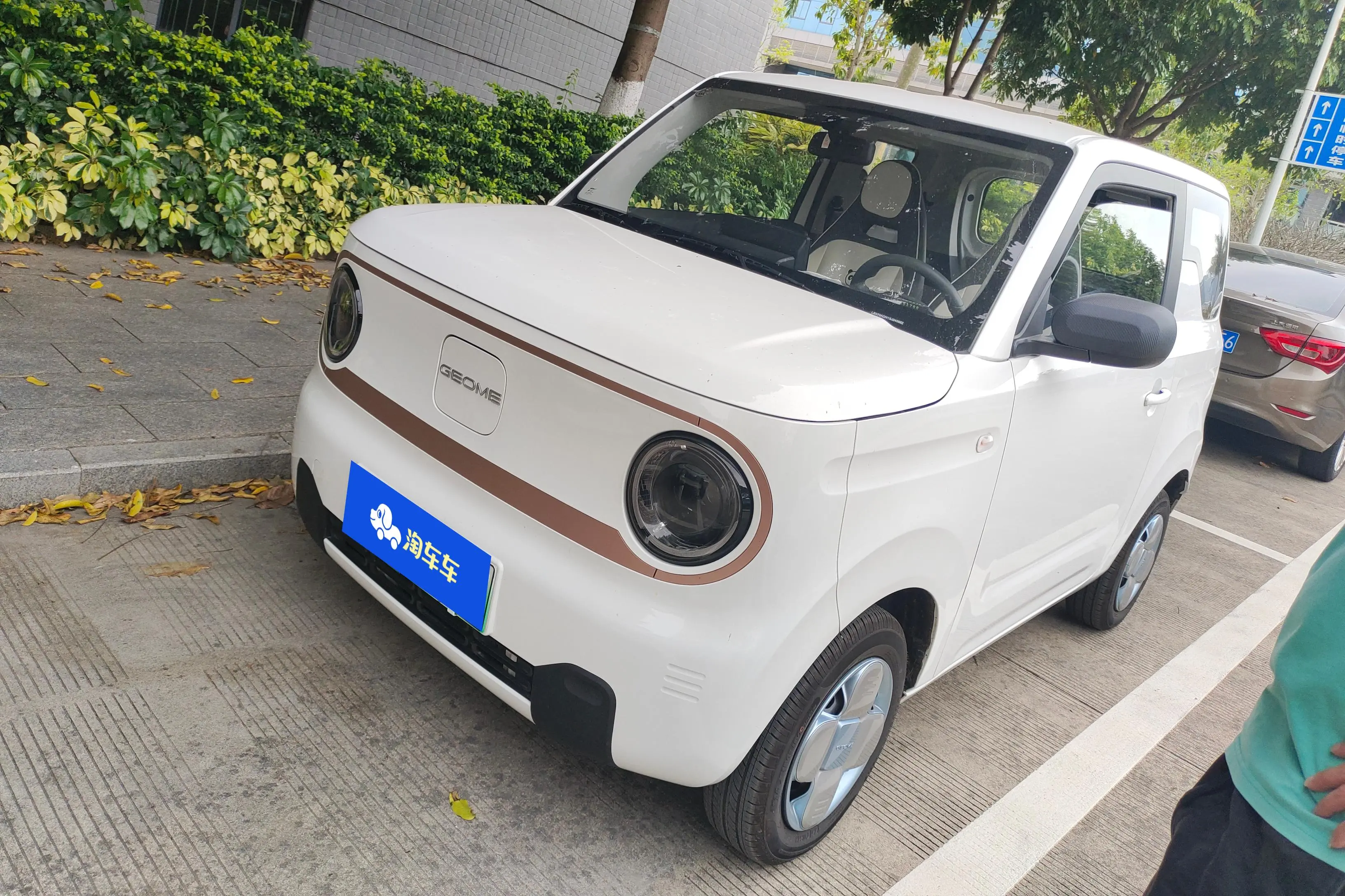 Geely Panda  из Китая