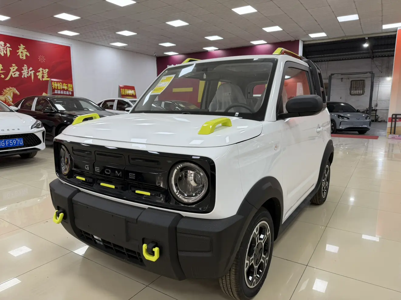 Geely Panda  из Китая