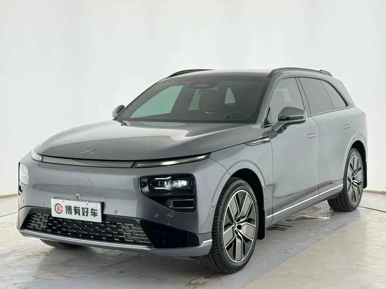 Xpeng G9