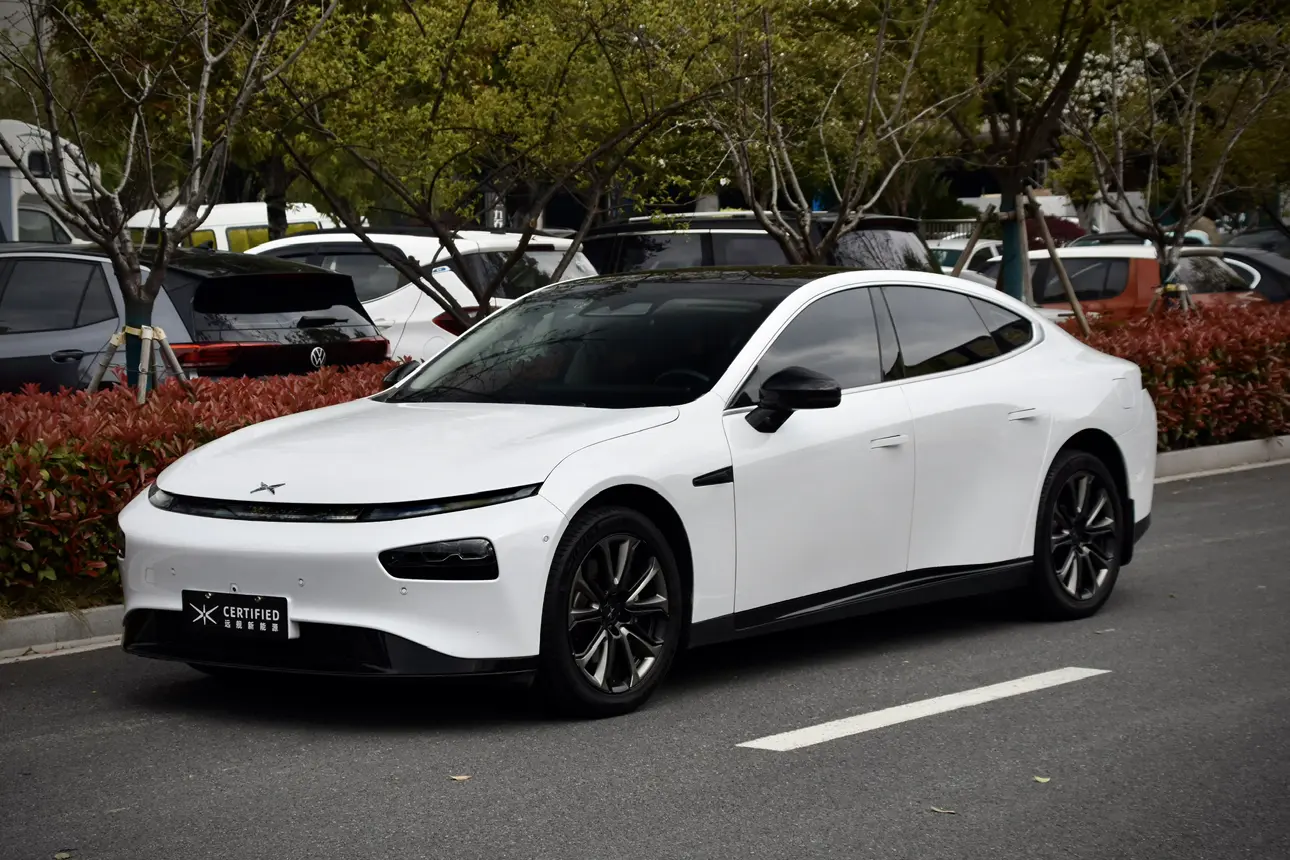 Xpeng P7