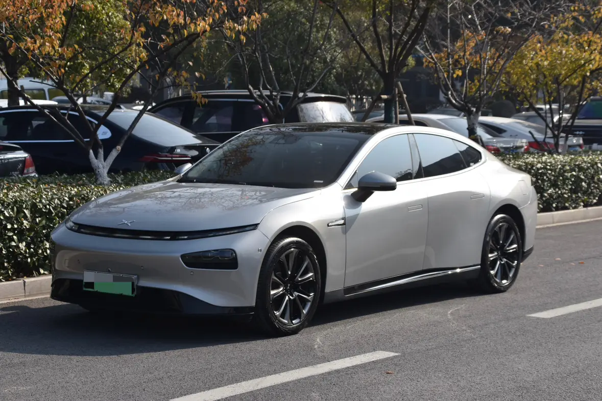 Xpeng P7