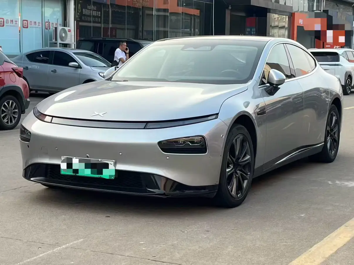 Xpeng P7
