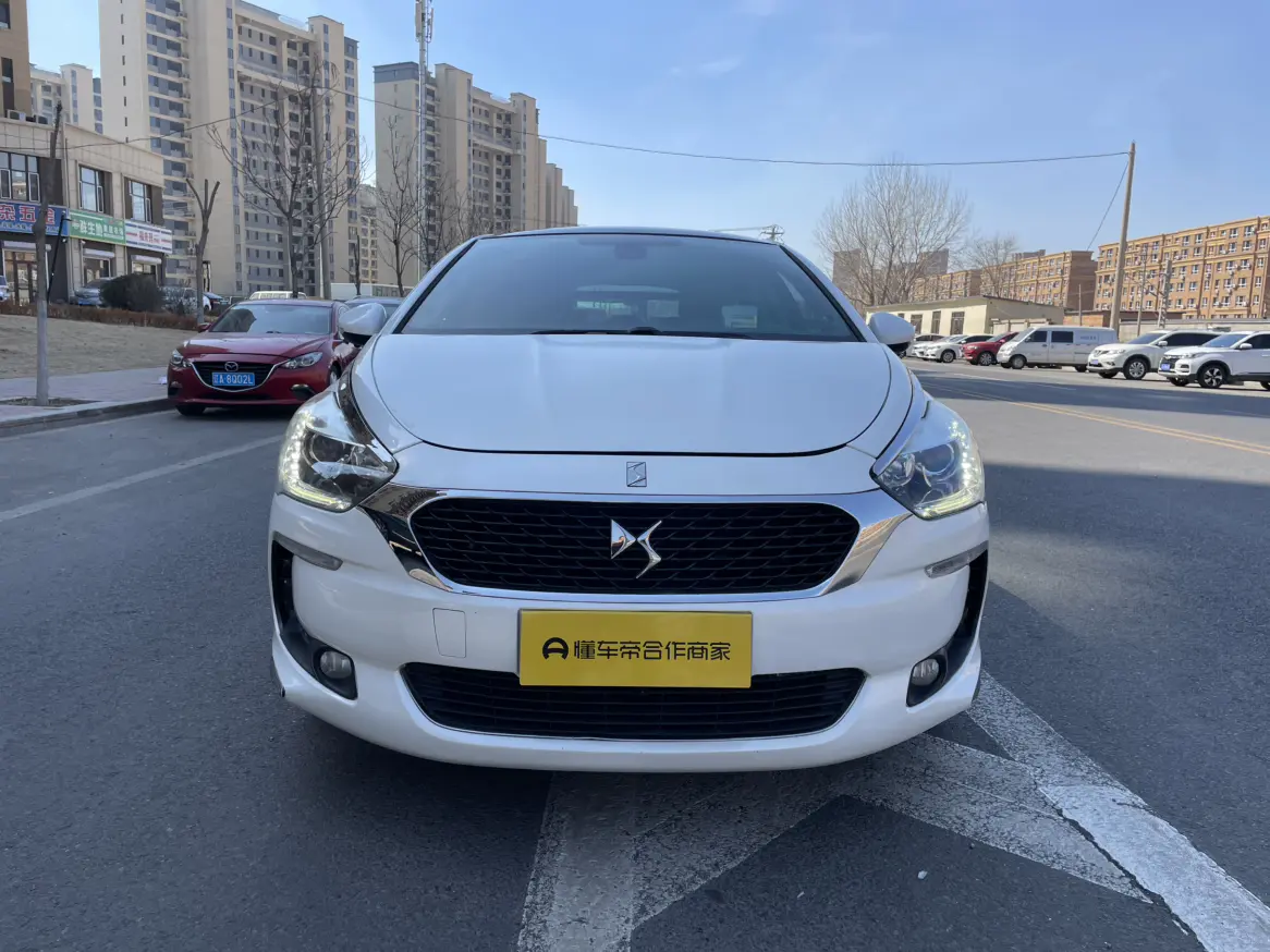 DS 5  из Китая