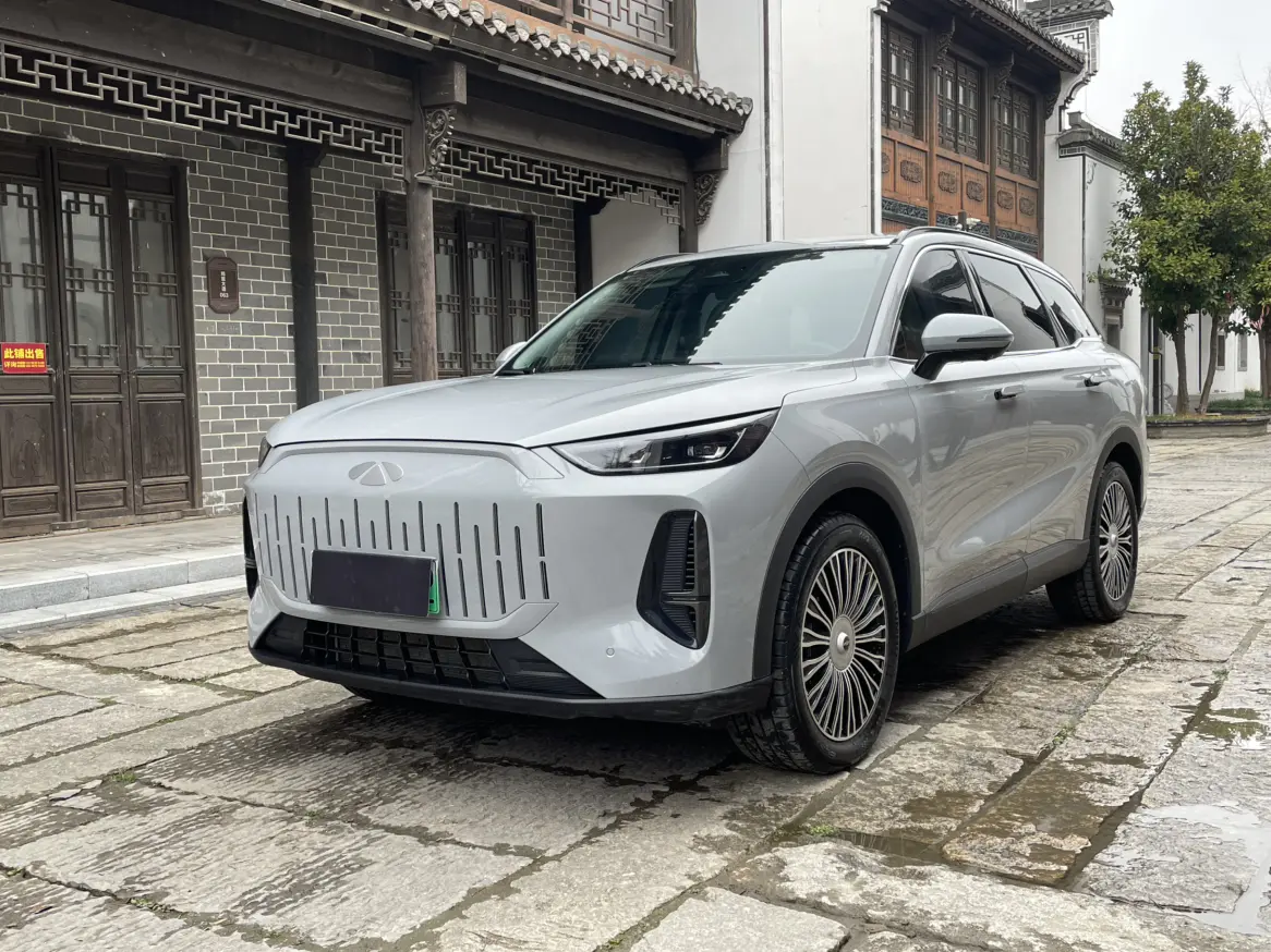 Chery Fengyun T9